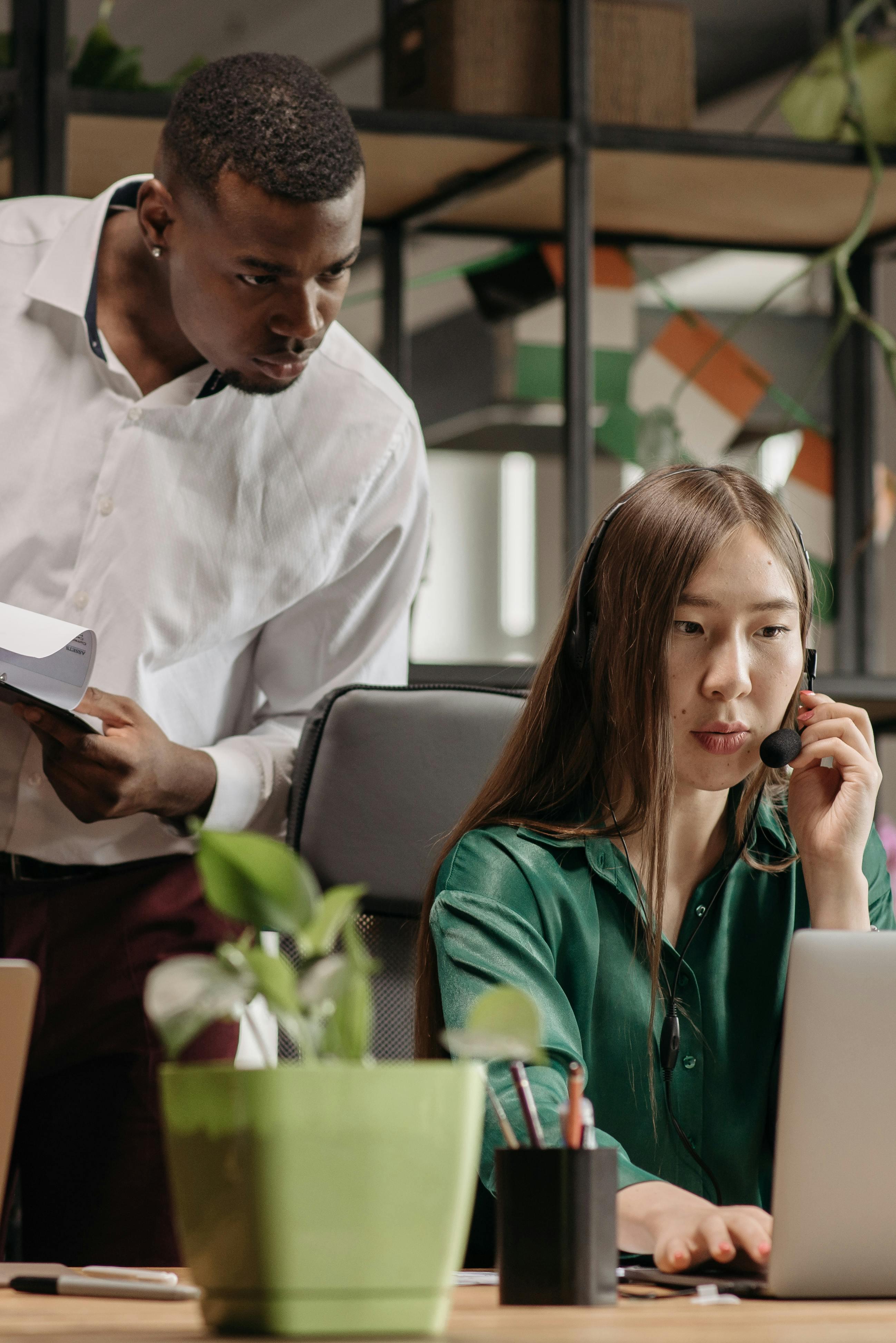 Support team member assisting a client